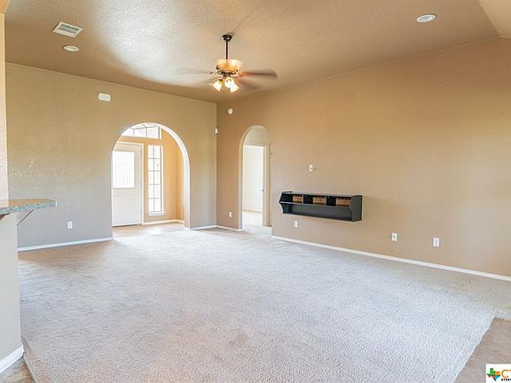 4th image of 406 Belo Dr