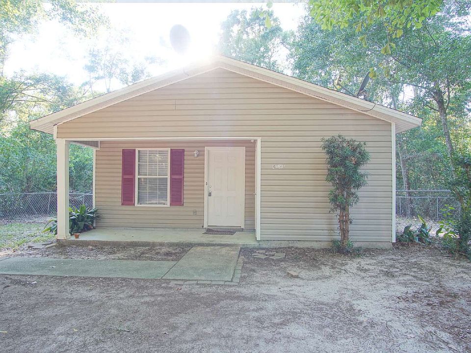 1st image of 4121 Woodfin Cir