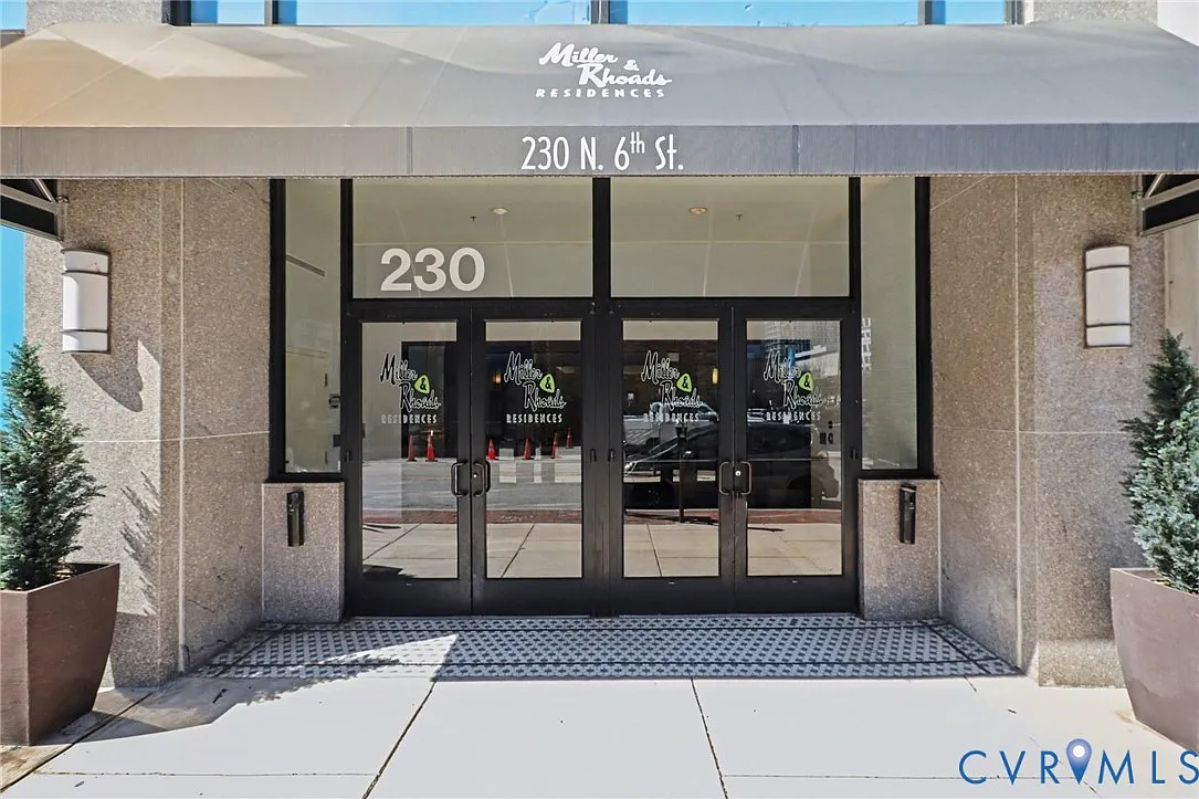 1 bed, 1.0 bath, 688 sqft, $2,100 — Photo 1