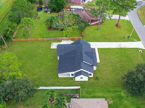 4th image of 6705 Hundred Acre Dr