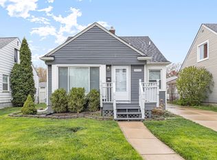 4033 Bacon Ave, Berkley, MI 48072