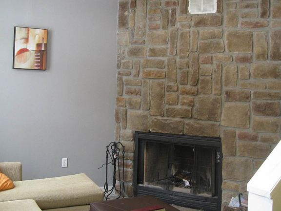 4th image of 59 Petrie St
