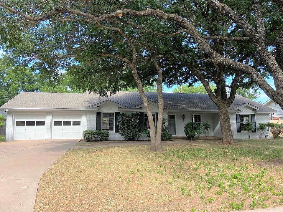 1st image of 2101 Regent Dr
