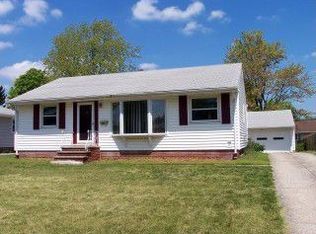 11816 Glamer Dr, Parma, OH