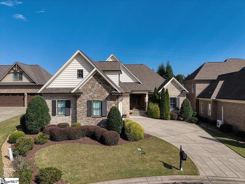 1st image of 128 Charleston Oak Ln