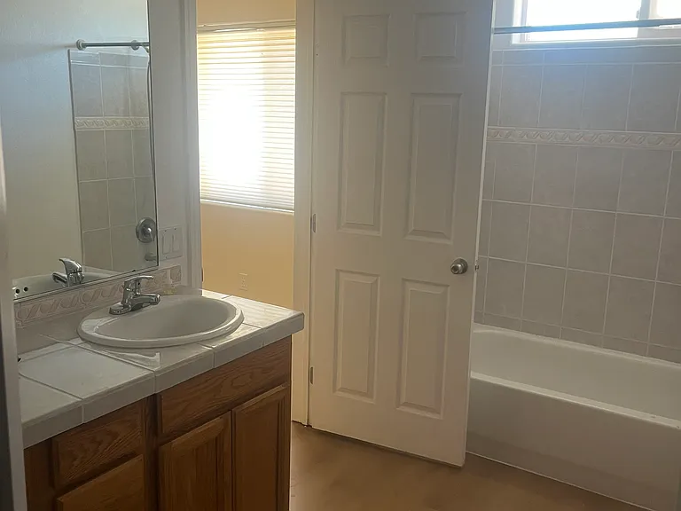 57470 Crestview Dr — Photo 12
