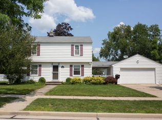 124 E Byrd St, Appleton, WI 54911