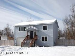 1224 S Vermillon Dr, Palmer, AK 99645