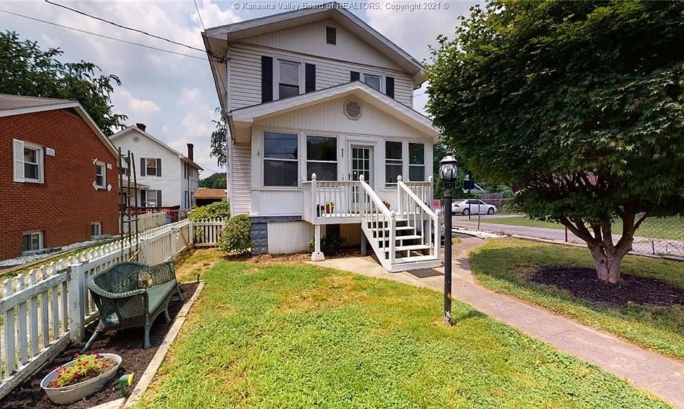 1st image of 835 Somerset Dr