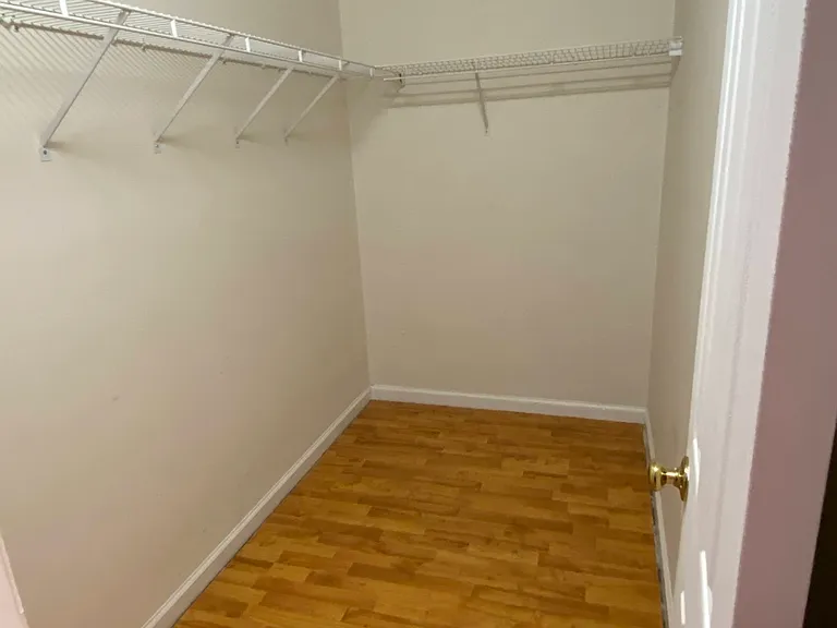 2200 Ovalberry Ct — Photo 8