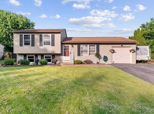 5931 Brigadier Dr, Cicero, NY 13039