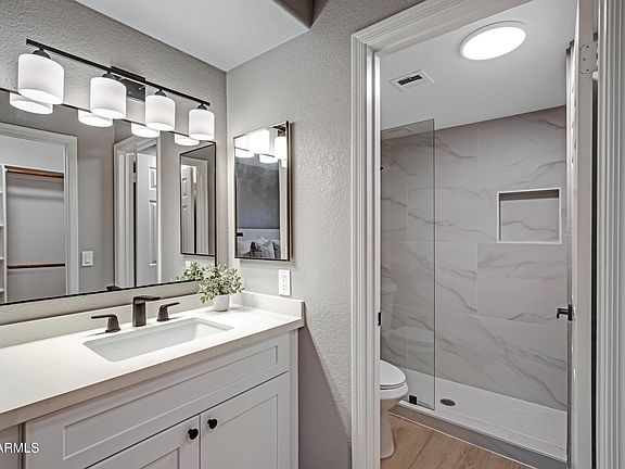 4th image of 1825 W RAY Road #2070