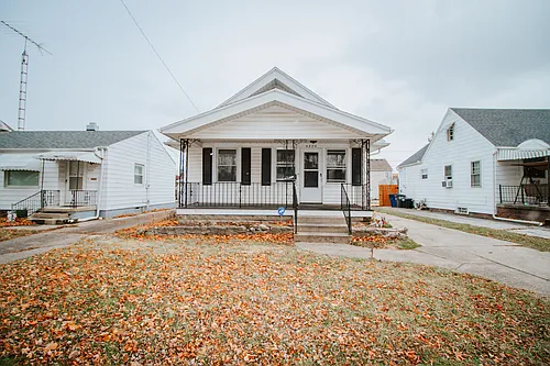 4220 Caroline Ave Photo 1