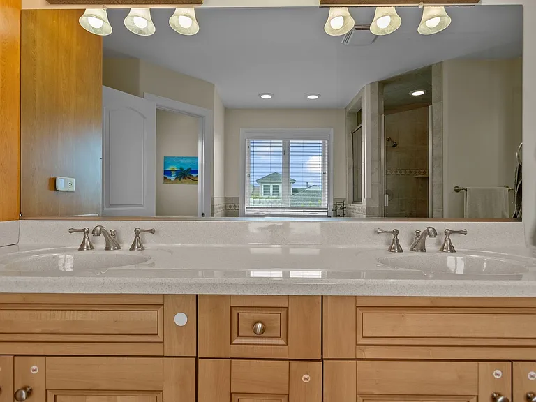 9620 Dolphin Run — Photo 18
