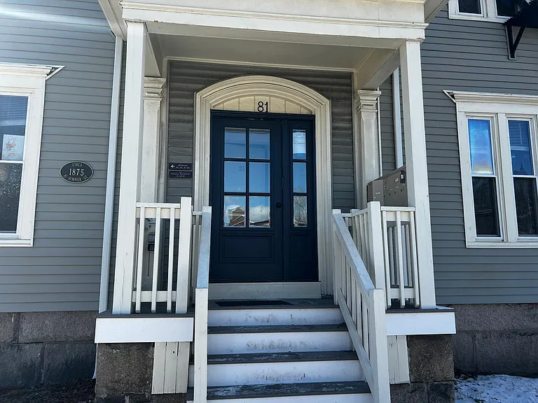 81 Summer St., Residences — Photo 2