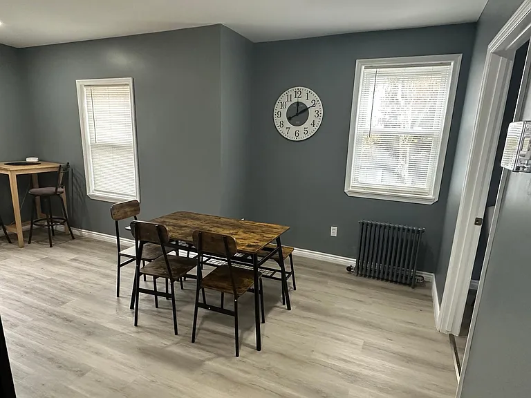 106 S Green St #A — Photo 1