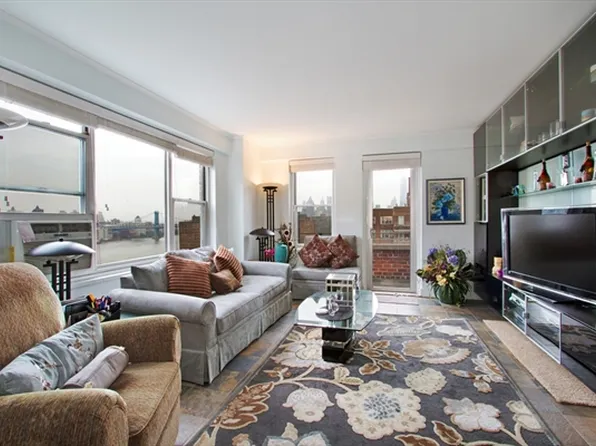 455 Fdr Drive image 1 of 5