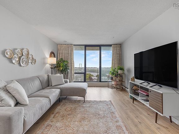 5th image of 5572 N Ridge Rd #1002