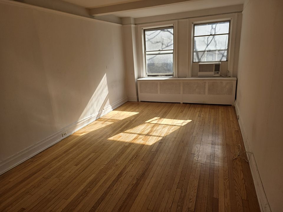 1st image of 150 E 39th St APT 505