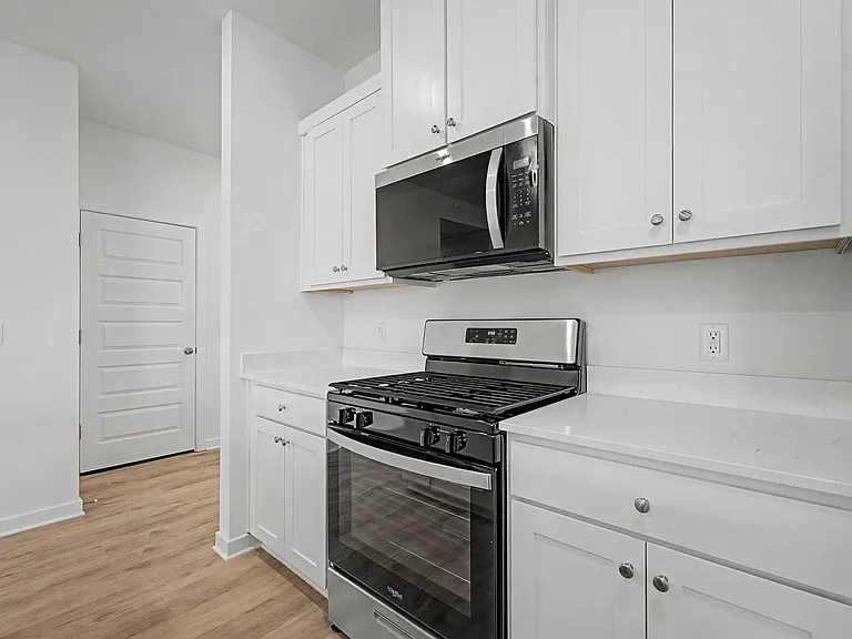 529 Nevada St — Photo 7