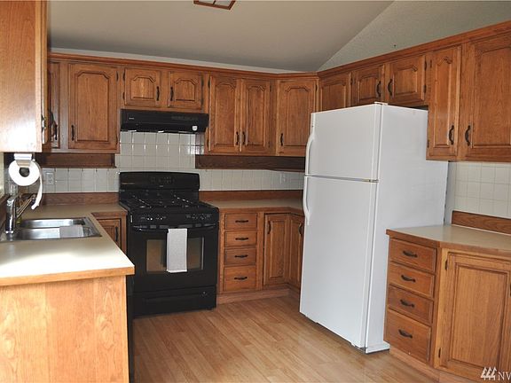 5th image of 4227 S 297th Pl