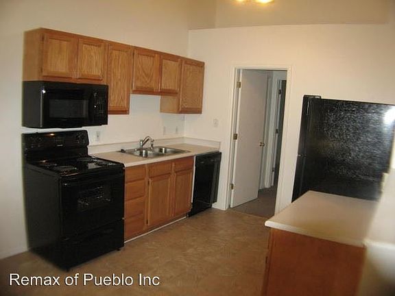 3rd image of 1705 Oakshire Ln APT C