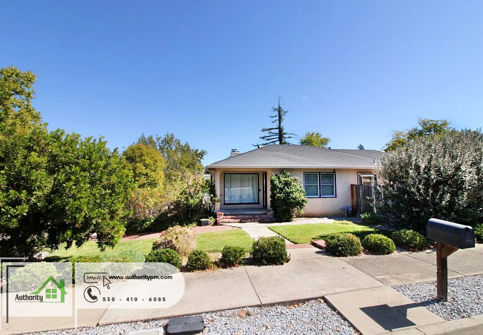 4 bed, 2.0 bath, 2664 sqft, $2,600 — Photo 1