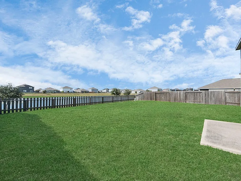 4830 Highland Springs Dr — Photo 44