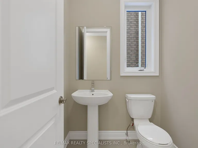 29 Periwinkle Rd — Photo 4