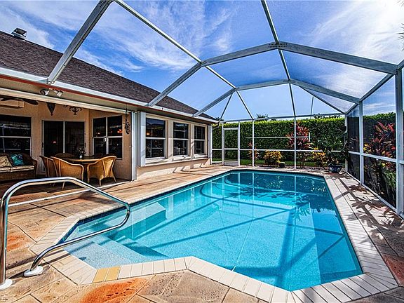 2nd image of 22130 Seashore CIR