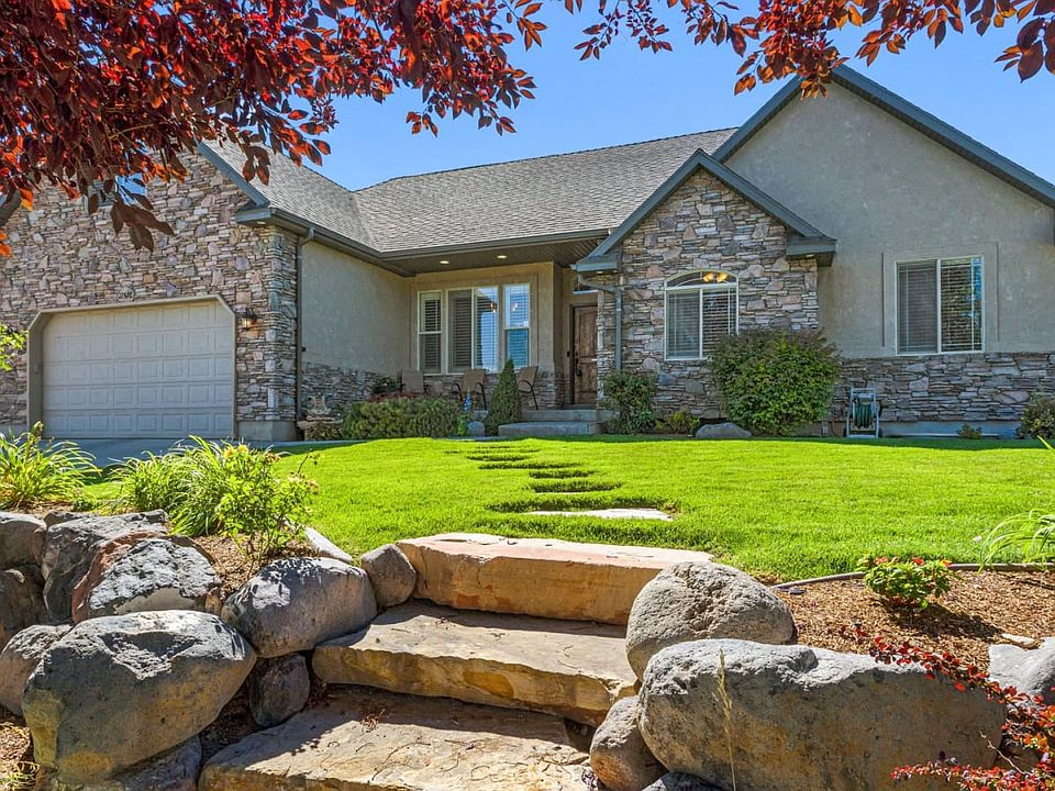 1st image of 12576 S Starlite Hill Ln