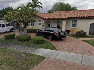 11305 SW 44th St, Miami, FL 33165