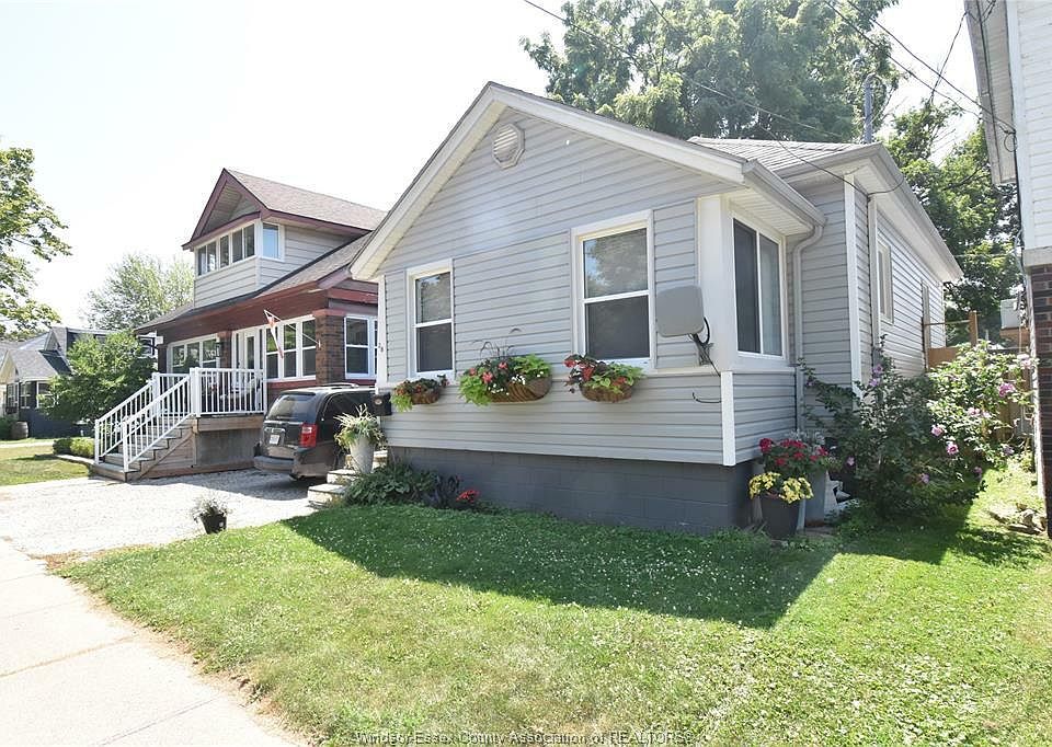 1st image of 38 Robinson St