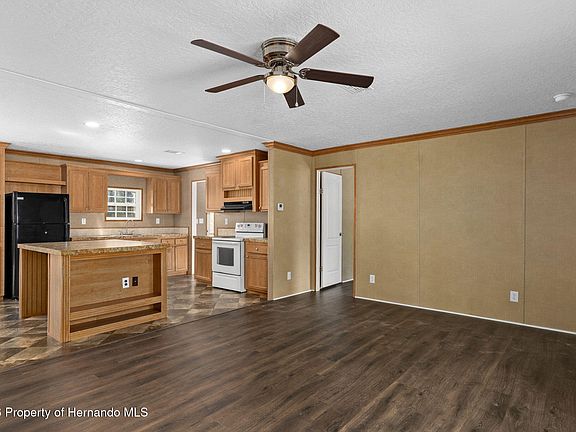 5th image of 315 S Honey Bear Way