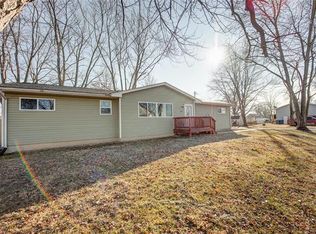 208 Mill St, Saint Jacob, IL