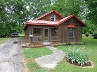 1315 McFadden St, Paris, TN 38242