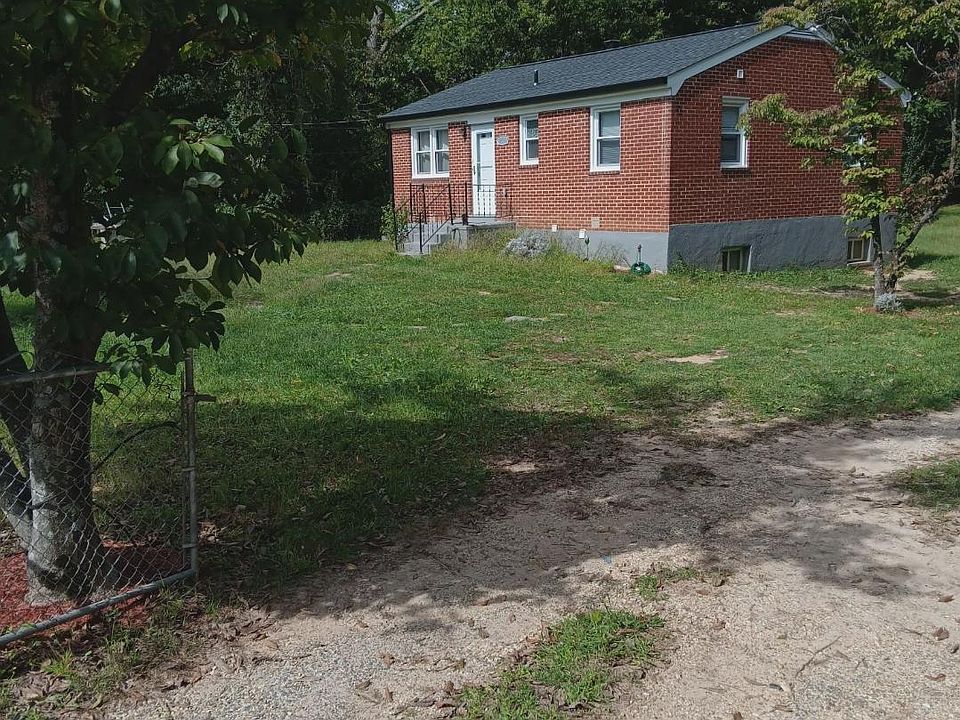 1st image of 8600 Willow Ave