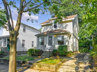 27 Lanark Rd, Arlington, MA 02476
