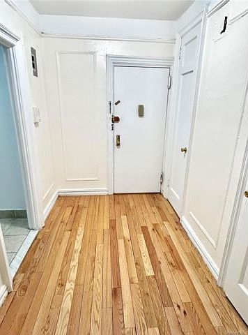 1st image of 4396 Furman Ave APT 1B