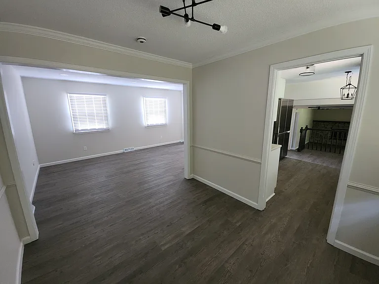 Dining room, Living room and Kitchen entry