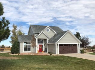 417 E Hahns Peak Ave, Pueblo West, CO 81007
