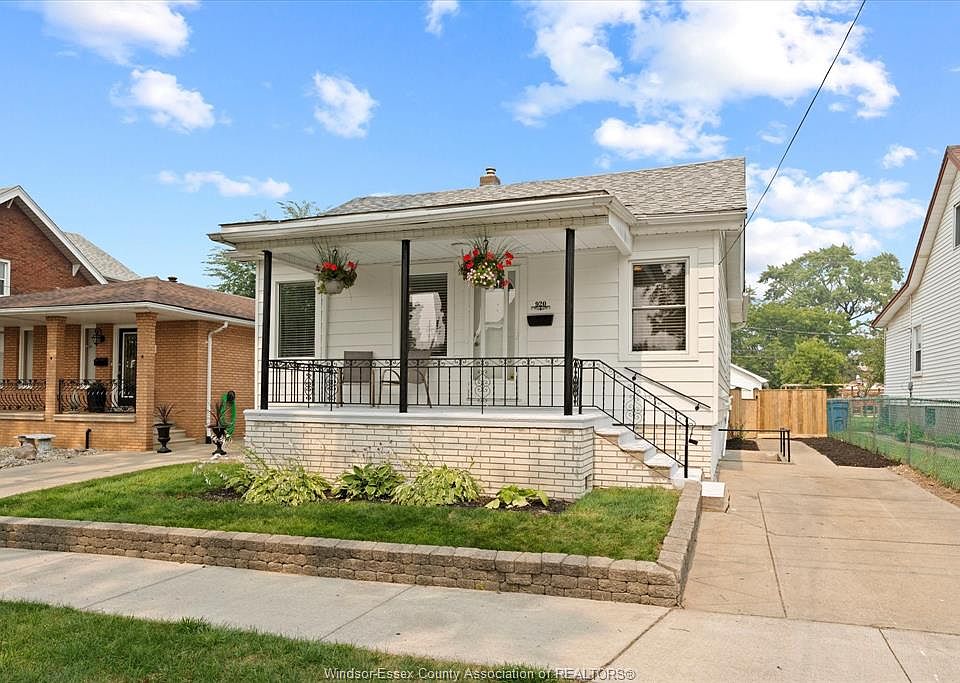 1st image of 920 Louis Ave