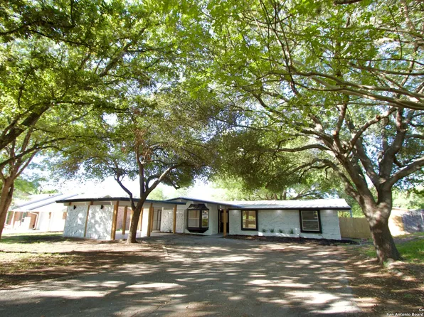 113 Twinleaf ln, Castle Hills, TX 78213