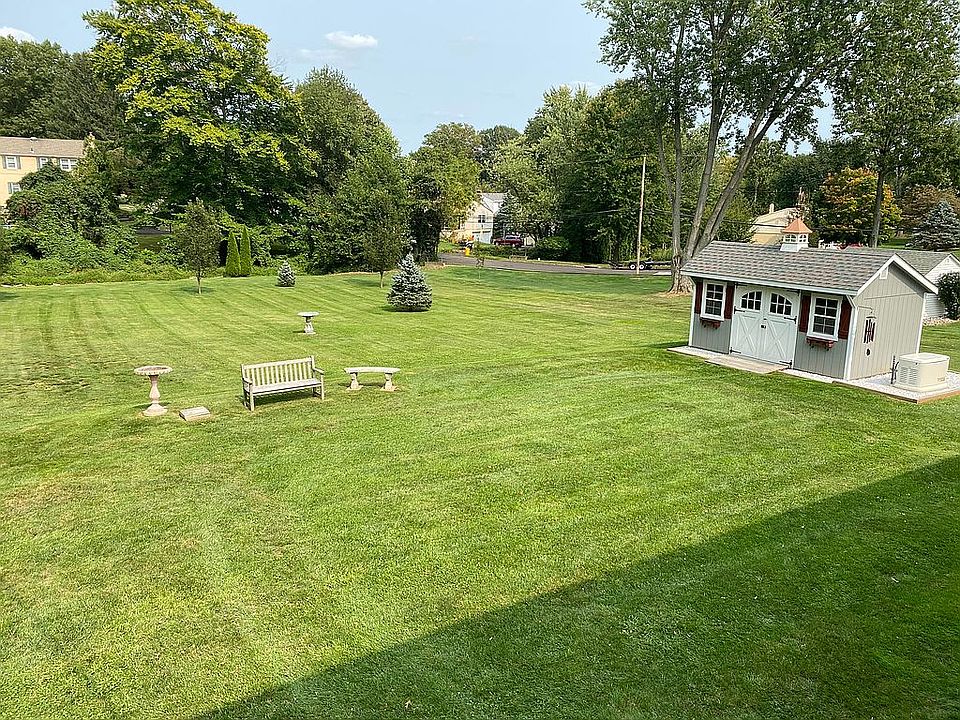 2nd image of 125 Glendale Dr