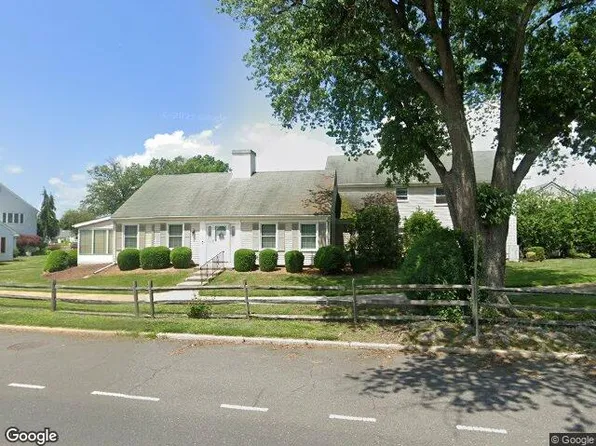 168 N Portland Ln, Monroe Township, NJ 08831