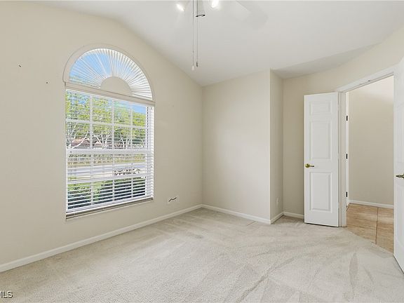 5th image of 22860 Fountain Lakes Blvd