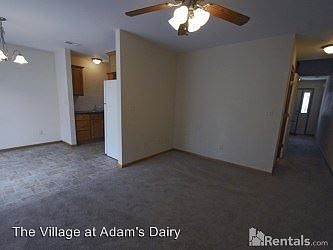 4th image of 383 NE Adams Dairy Pkwy