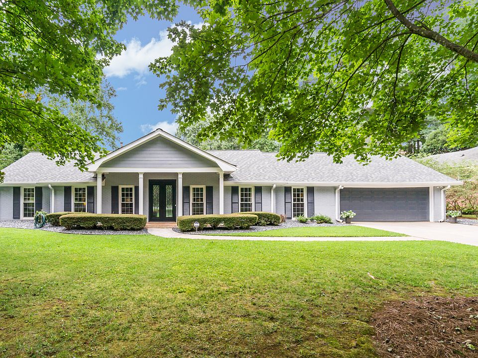 1st image of 240 Putting Green Ln