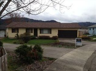 720 NW Terri Ct, Winston, OR 97496