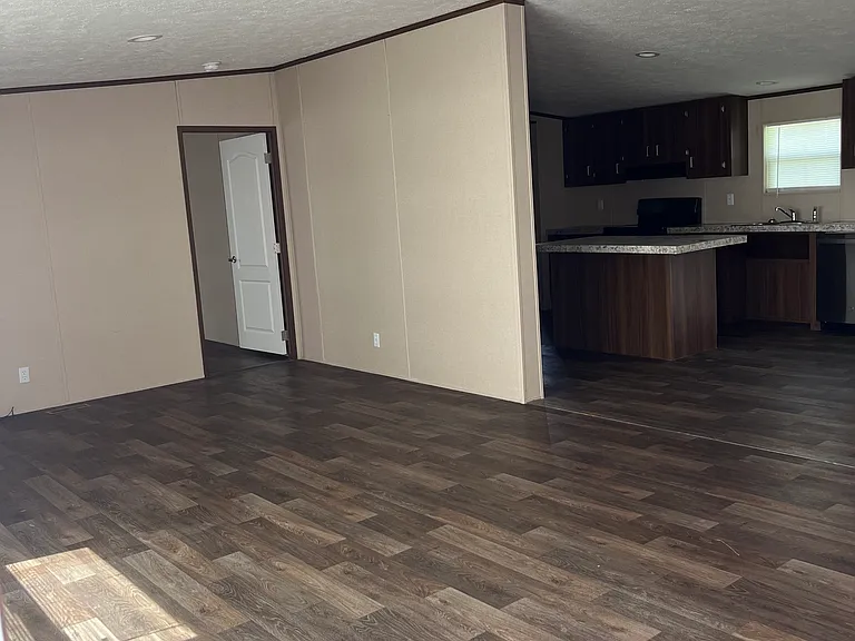 553 Providence Church Rd — Photo 5